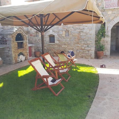 Villa Haus Kleopatra Leonídion Esterno foto